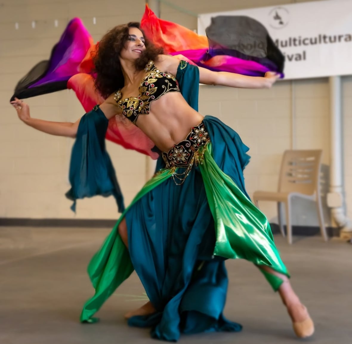 CBCNL's tweet photo. NEW | This Ukrainian belly dancer is bringing part of home to her new home in St. John's

By @AlexKennedyNL 

https://t.co/1voWNxOxvj 

#cbcnl https://t.co/XG7nf7SUx5