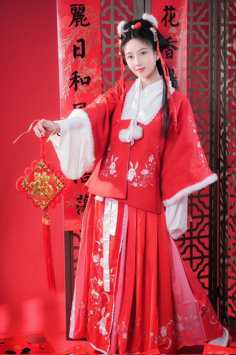 chepingping's tweet photo. 深深的爱了，朴素的古装原来也可以让人想入非非。 https://t.co/Cp5aYF0gBp