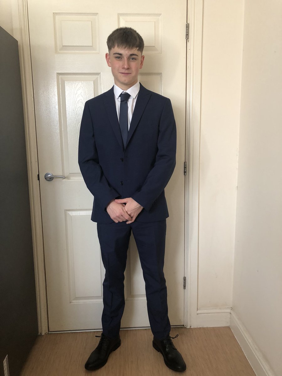 One son living in Newcastle and another now settling in at Sheffield Hallam uni. Our home is strangely quiet this morning (as the 15 year old just grunts and nods 🤣) 🥹