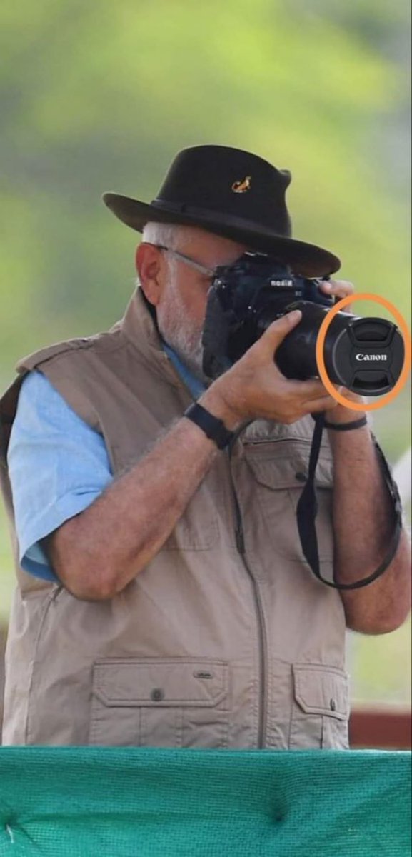 Taqweem786's tweet photo. #Dikhava karne mein hamare Feku sahab ustad hai . https://t.co/zOSU7ogXq8