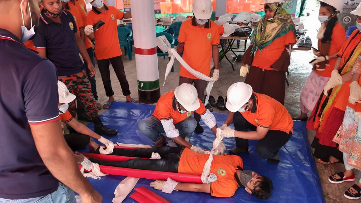 NRP_BD's tweet photo. @NRP_BD always believes the global challenges can only be solved when all the youth work together. Several Volunteerism activity have been implementing through this projects. This will help to #FlipTheScript about to show the changes for achieving #Act4SDGs.🇧🇩🇸🇪🇬🇧 https://t.co/Udrz3BoOhc