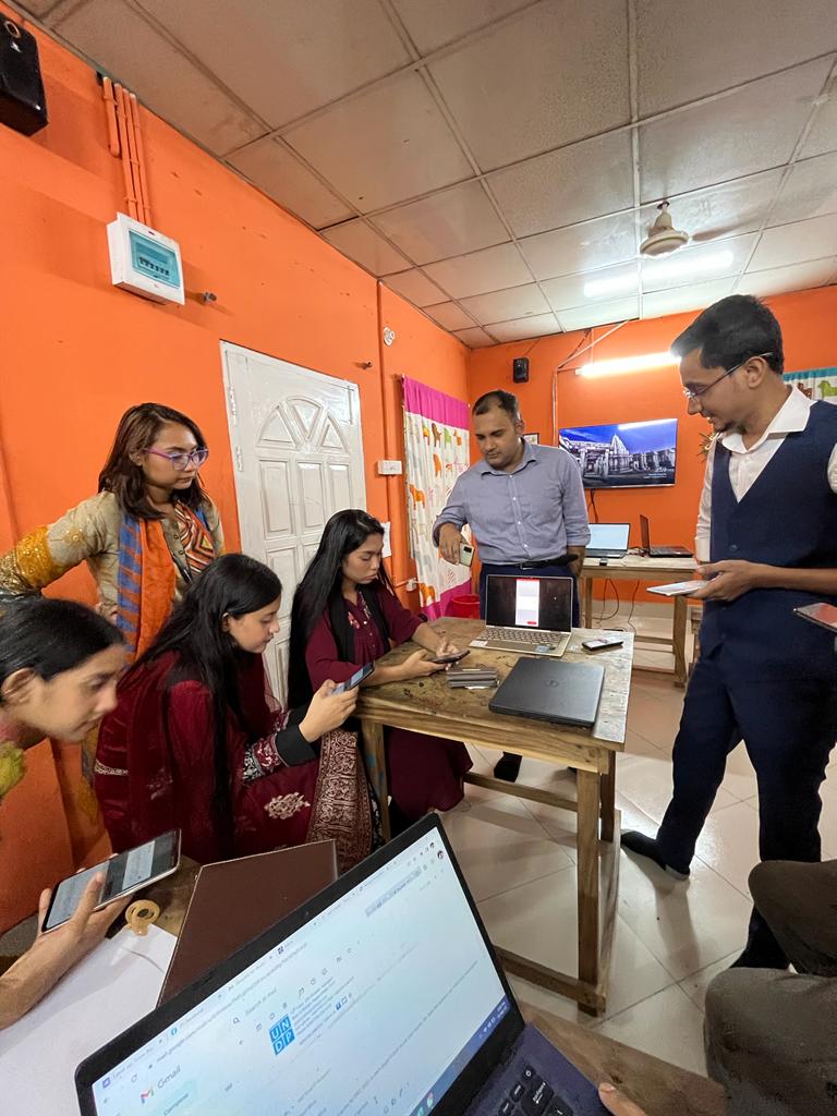 Delivery_Appa's tweet photo. In order to set realistic targets and develop new and effective strategies, Project DeliveryAppa by Green Ink has partnered up with Clementine Data Solution Ltd. to conduct its primary market research in Barishal city.  #projectdeliveryappa #socialproject #impactdriveninitiative https://t.co/9yXgzl2olD