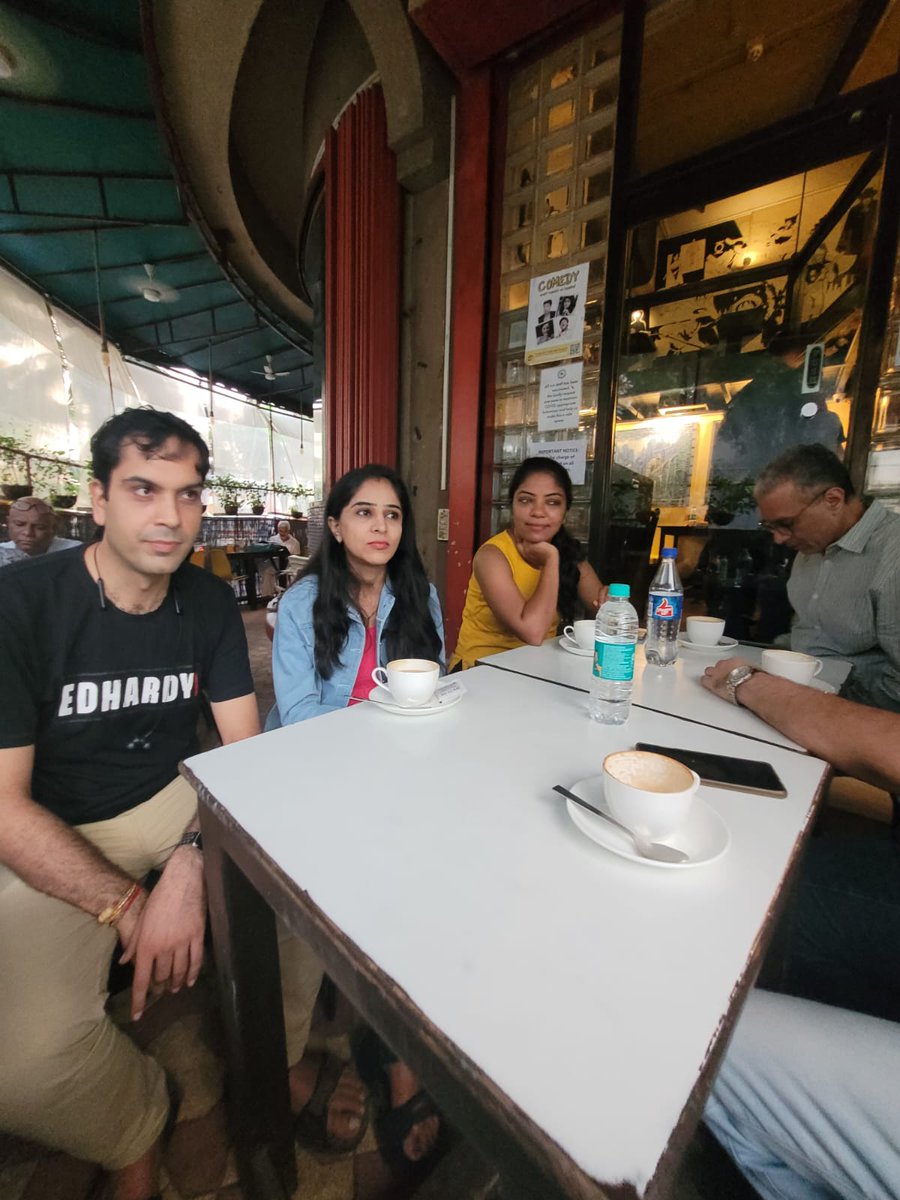 bluecirclediab's tweet photo. Fun Mumbai coffee catch-up last evening ββοΈπ Stay connected on our Facebook community, Diabetes Support Network - India
.
.
.
.
.
#diabetes #t1d #t2d #Mumbai #coffee #LeapingWindows https://t.co/USk2x8rjxJ