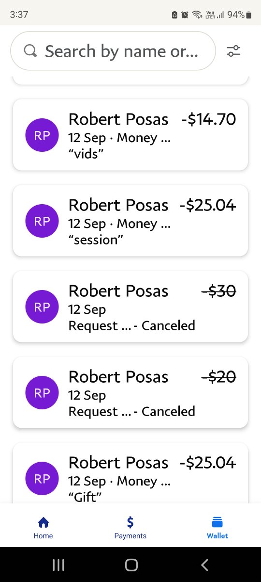 Jon10702189's tweet photo. (BUYER BEWARE) Scammer goes by the name of clhoe will continue to tell you your payment is pending and even as far as offered me a refund on the 18th but charged me for the refund, these girls must go share this around #buyingcontent #sellingcontent https://t.co/JX6lxDfgtJ
