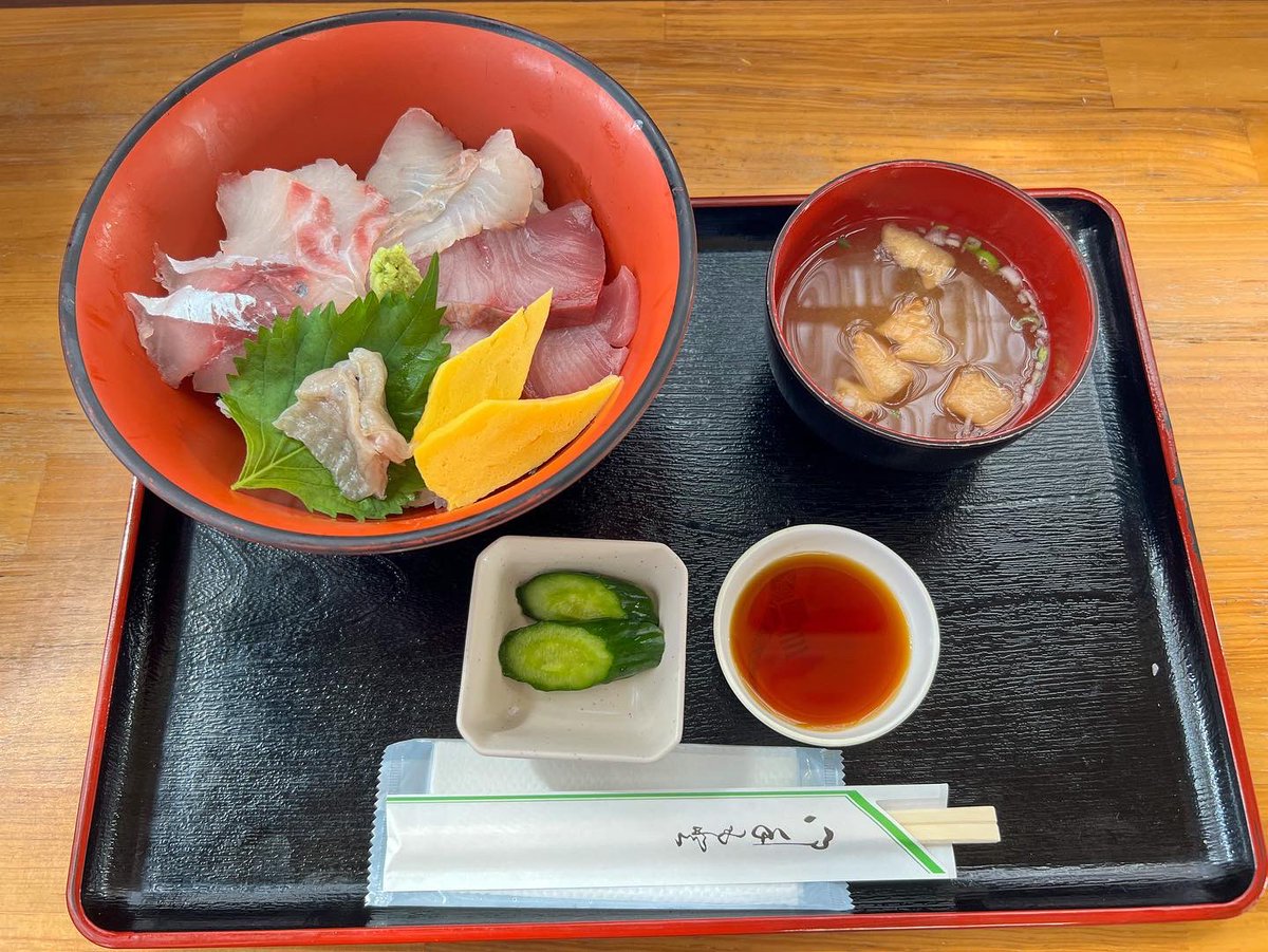 mashiko1970's tweet photo. 今日のライド(75キロ)
自宅→乙宝寺→岩船港→藤塚浜海水浴場→自宅
#ロードバイク
#ライド
#乙宝寺
#乙まんじゅう
#岩船港
#漁師食堂
#ランチ
#漁師丼
#藤塚浜海水浴場
#anchor
#アンカー
#ブリヂストン
#BRIDGESTONE
#rl6
#自転車
#チャリ
#サイクリング
#ロングライド https://t.co/BGDnJn5MGD