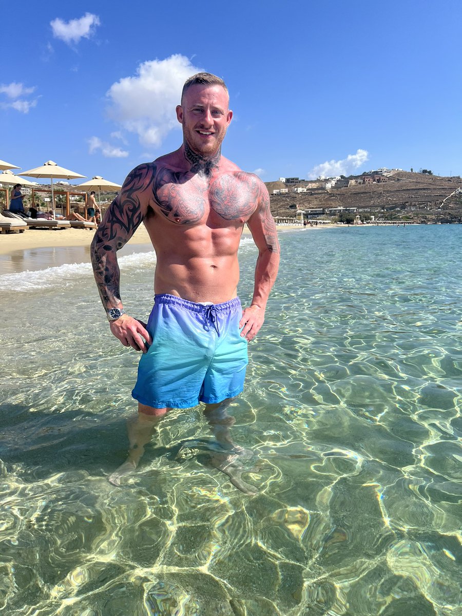 BigLiamXXX on Twitter "Let’s get naughty 😈💦"