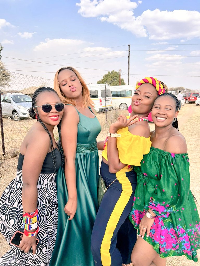 Gugulethu_CM's tweet photo. The #seboniunion was in attendance of amazing young farmers and the Director General of agriculture from Brits. @kokiebaloyi26 @ThaboDithakgwe @13Keneilwe @twin_chicks @LeratoTefo1 https://t.co/72640bSESS