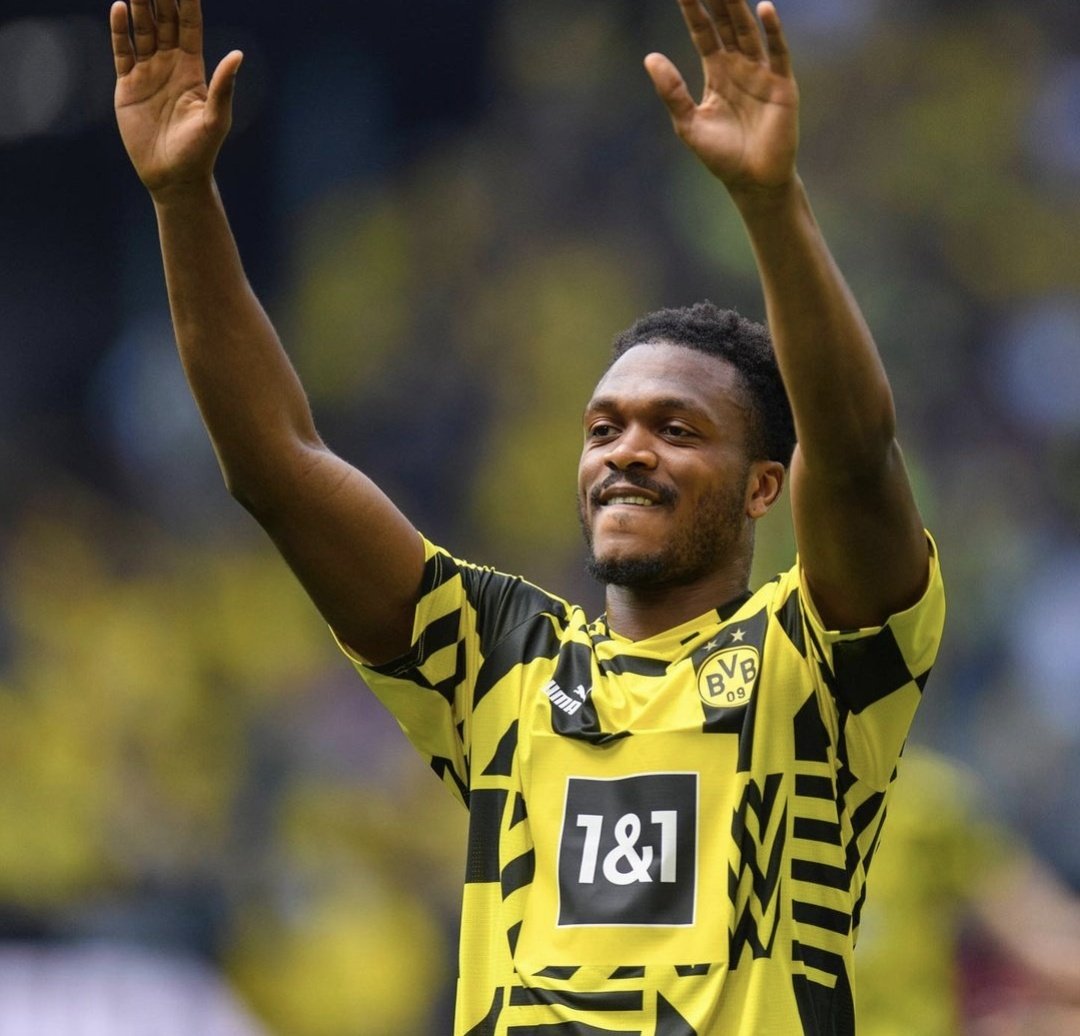 Aktuell befindet sich Ex Borussia Dortmund Profi Dan Axel Zagadou in Stuttgart und absolviert den Medizincheck. 

<a href="/BILD_Sport/">BILD Sport</a>