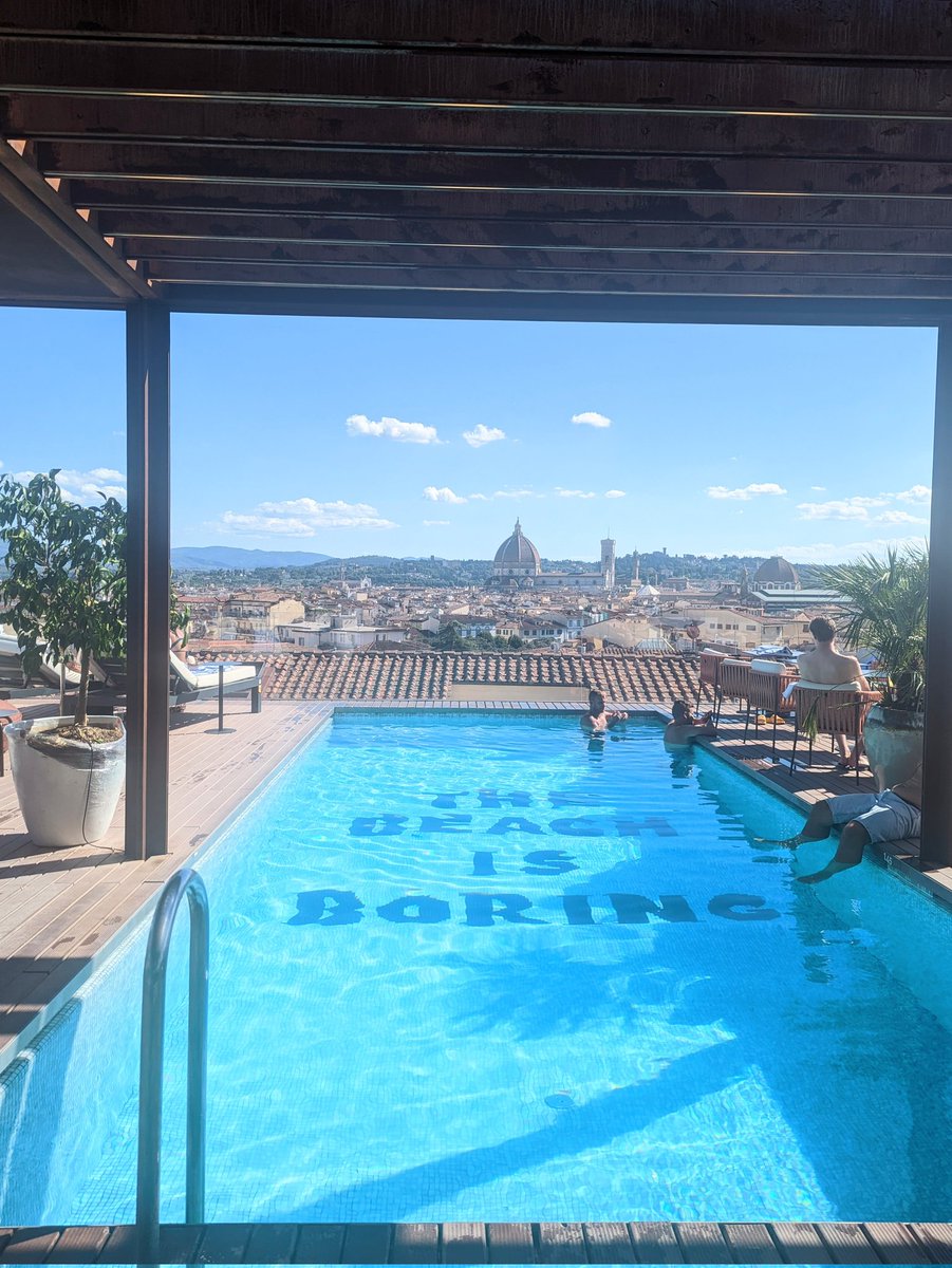 Great time at #WCPG2022 presenting some of our findings from <a href="/GLADStudy/">GLADStudy</a> <a href="/edgi_uk/">EDGI UK</a> and enjoying beautiful Florence