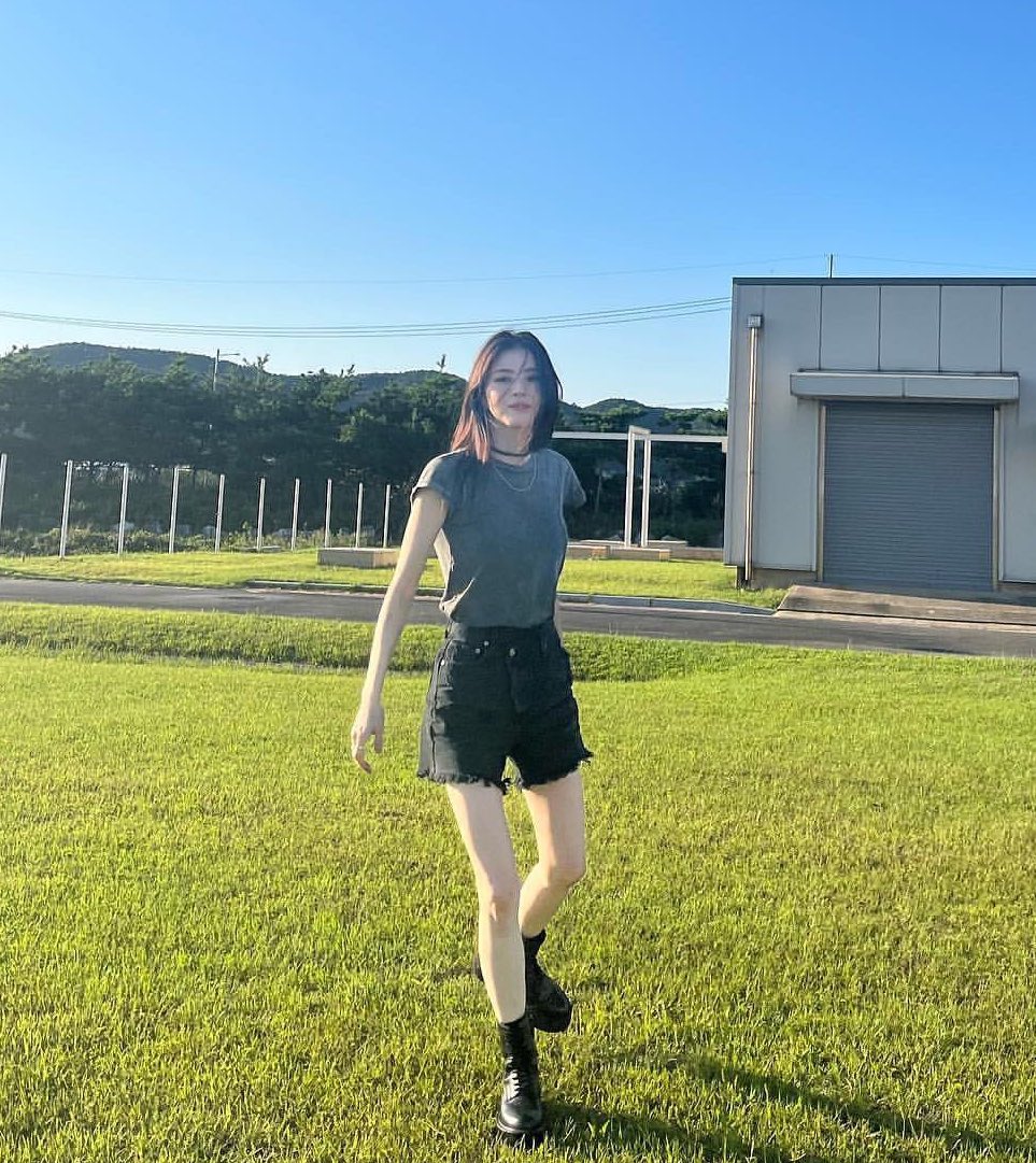 yusoxee's tweet photo. our beloved summer https://t.co/ZSxRWnKCew
