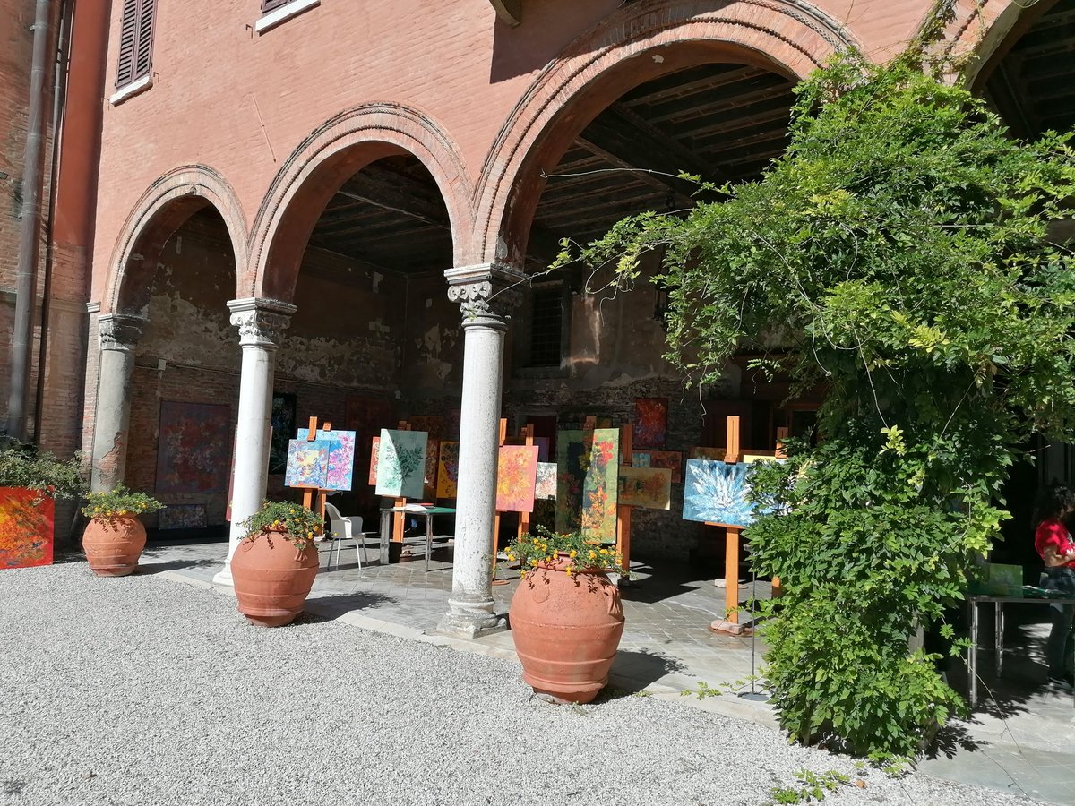 ellexwoman's tweet photo. #InternoVerde a #Ferrara
Palazzo Scroffa https://t.co/ydC9FRFzay