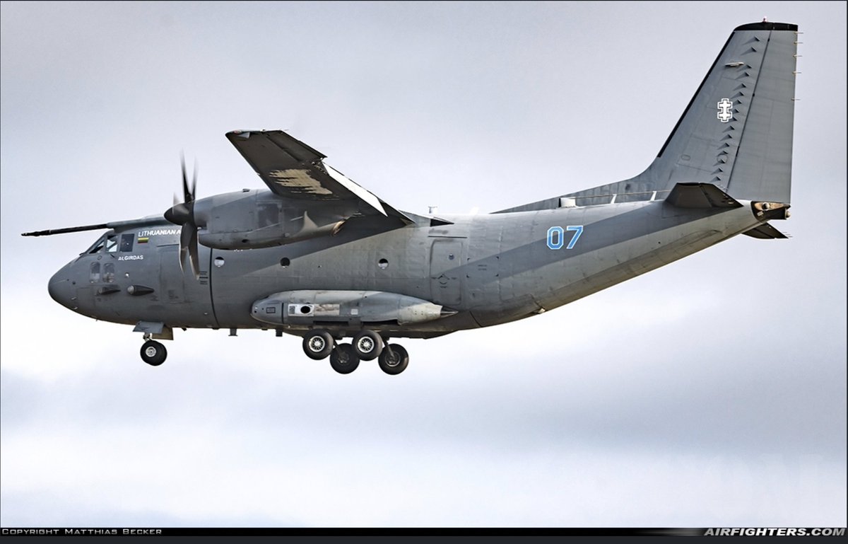 TheSnoopySnoop's tweet photo. Lithuanian #LYF261 🇱🇹 C-27J Spartan heading west to the UK, assuming destination around London

#503FD2 07 BLUE

#AvGeek #planespotting #milair #haveglass https://t.co/wwMJX74JnS