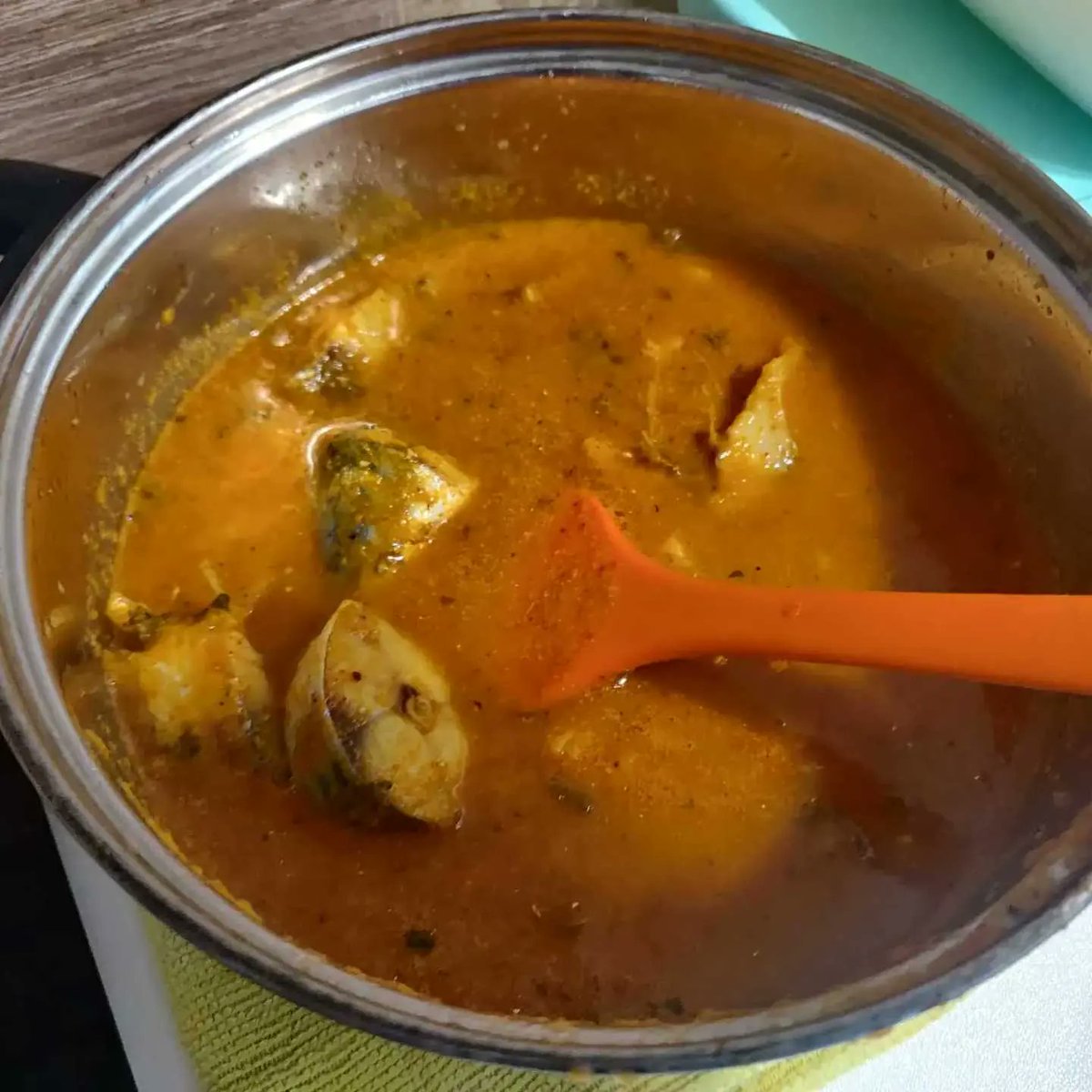 _A_r_v_i_n_d_'s tweet photo. Yaay... Lunch time almost here....
Made fish... Fish and more fish..
Finally...!
#Cooking #cookedathome
#icookedthis https://t.co/GcvQgp53sa