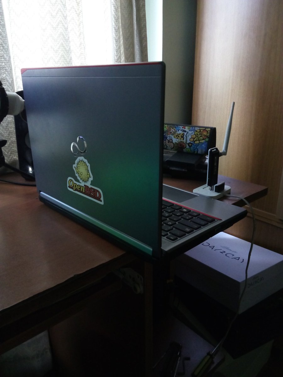 MakisPilouris's tweet photo. @itsfoss Void and devuan linux...
#nosystemD https://t.co/kv6mOpaWqL