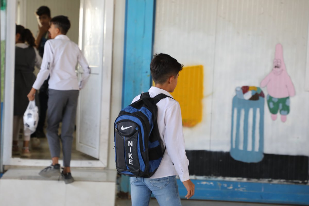 BarzaniCF's tweet photo. #BCF, in partnership with #KOMCIWAN, distributed school supplies, bags and toys to 1,200 refugee children living in #Basirma and #Bardarash camps. https://t.co/V0yHu7RnNm