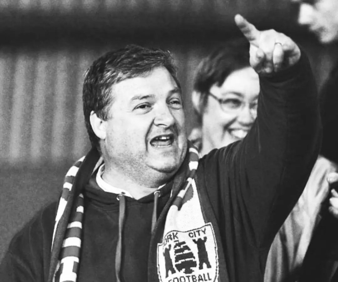 FCCB_CCFC84's tweet photo. 2 years since the passing of John Kennedy. A friend to all at @CorkCityFC he has left a gap that will never be filled. Thoughts are forever with his family, we hope they take some comfort in the widespread esteem in which he will always be held. 

Ní bheidh a leithéad ann arîs. https://t.co/cIVLSG2f7n