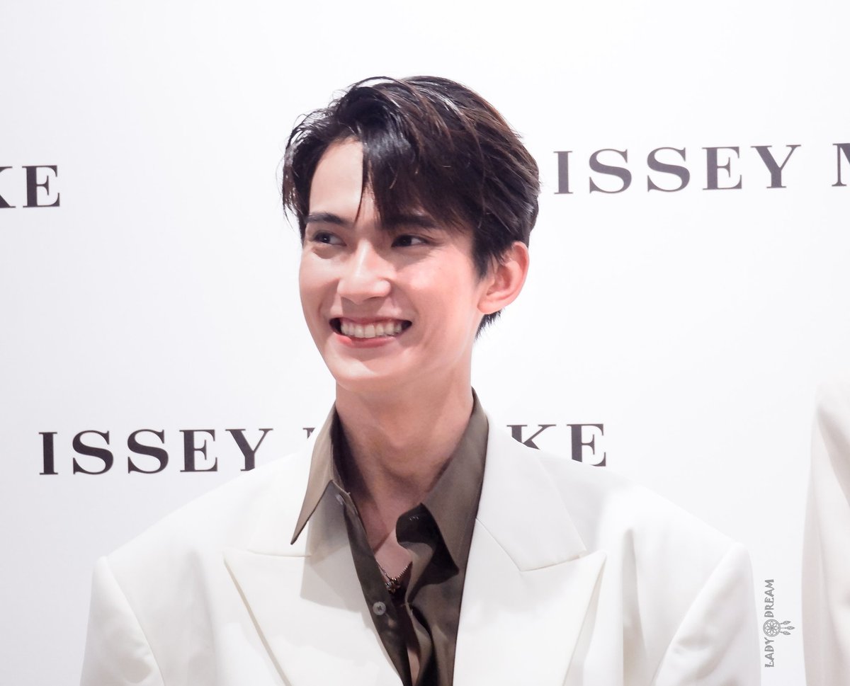 ladydreamiiez's tweet photo. นุ้งเป็นเด็กฝดใฝ 😁
#First_Chalongrat
#FirstLoveIsU
#รักแรกของเฟริสท์
#JaFirstxIMTH https://t.co/wBeG6yB89B