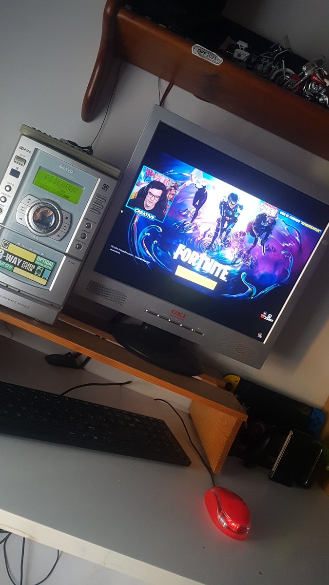 er_manuu's tweet photo. @CreativeSergii Desde el pc de mi padre https://t.co/Sx46a8GHwd