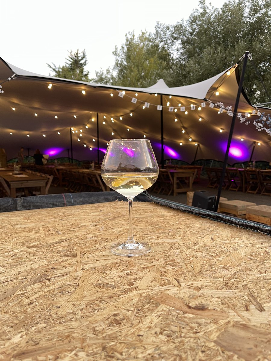 Congratulations <a href="/coachwakley/">Nick Wakley</a> 🥂🎂🏴󠁧󠁢󠁷󠁬󠁳󠁿 <a href="/shonapowell08/">Shona Powell-Hughes Wakley</a> #SamuraiFamily hope your still together after that best man’s speech 🤦‍♂️ #SomeWeddingThatOne ✅