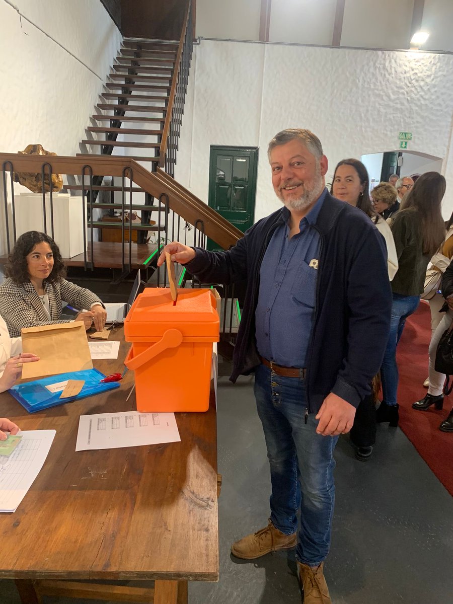 CanelonesEdiles's tweet photo. Elección de autoridades del Congreso Nacional de Ediles . Colonia del Sacramento https://t.co/jVkzaMatGI