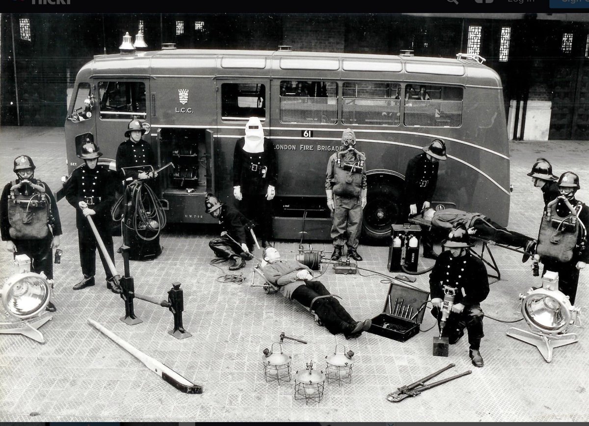 FLFBM2022's tweet photo. Smithfield, Hither Green, Ronan Point, The Worsley Hotel, Moorgate + many other jobs. This '54 Merryweather served London for 22yrs inc a stint at Shoreditch. See it on Sat 24 Sept #LondonDesignFestival @FLFBM2022 @LondonFire @themasseyshaw @LFBFireCadets https://t.co/4AZzzGDqIK