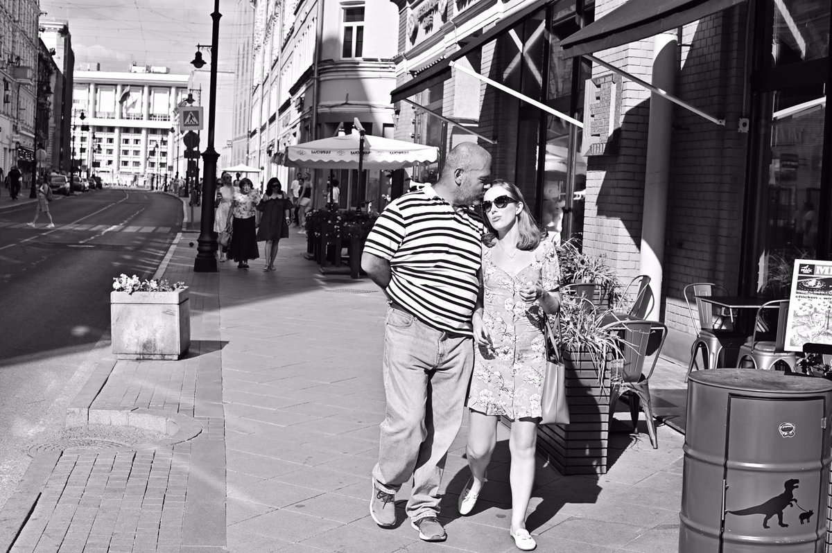 VanMitte's tweet photo. About love

#streetphotography #streetphotographer #urbanphotography #people #kissme #photographer #PHOTOS https://t.co/2B50yac1VV