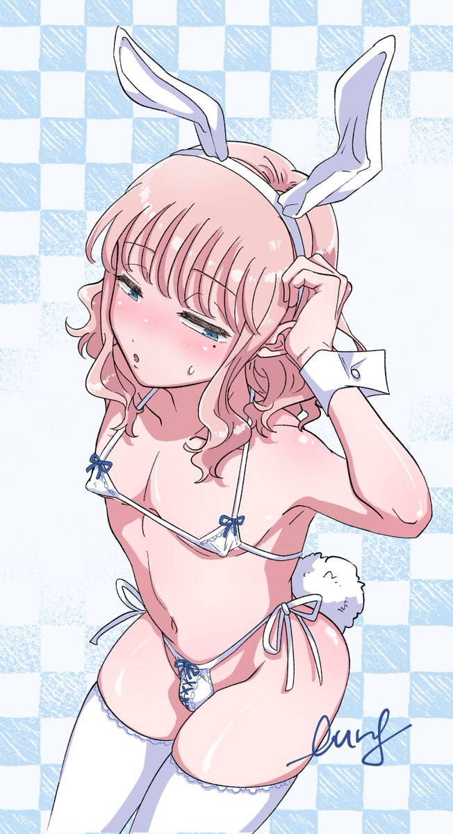 女装当番エピローグ漫画描きました あと趣味のマイクロビキニバニー 