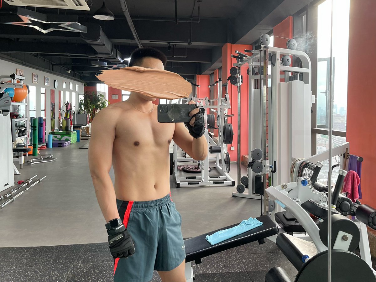 kingslibido's tweet photo. 忙里偷闲卷一下💪🏻 https://t.co/pE2Tsrl9Qv