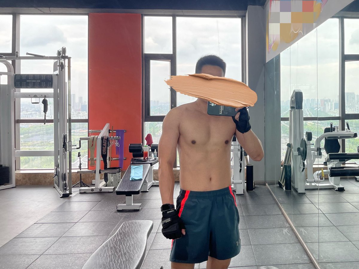 kingslibido's tweet photo. 忙里偷闲卷一下💪🏻 https://t.co/pE2Tsrl9Qv
