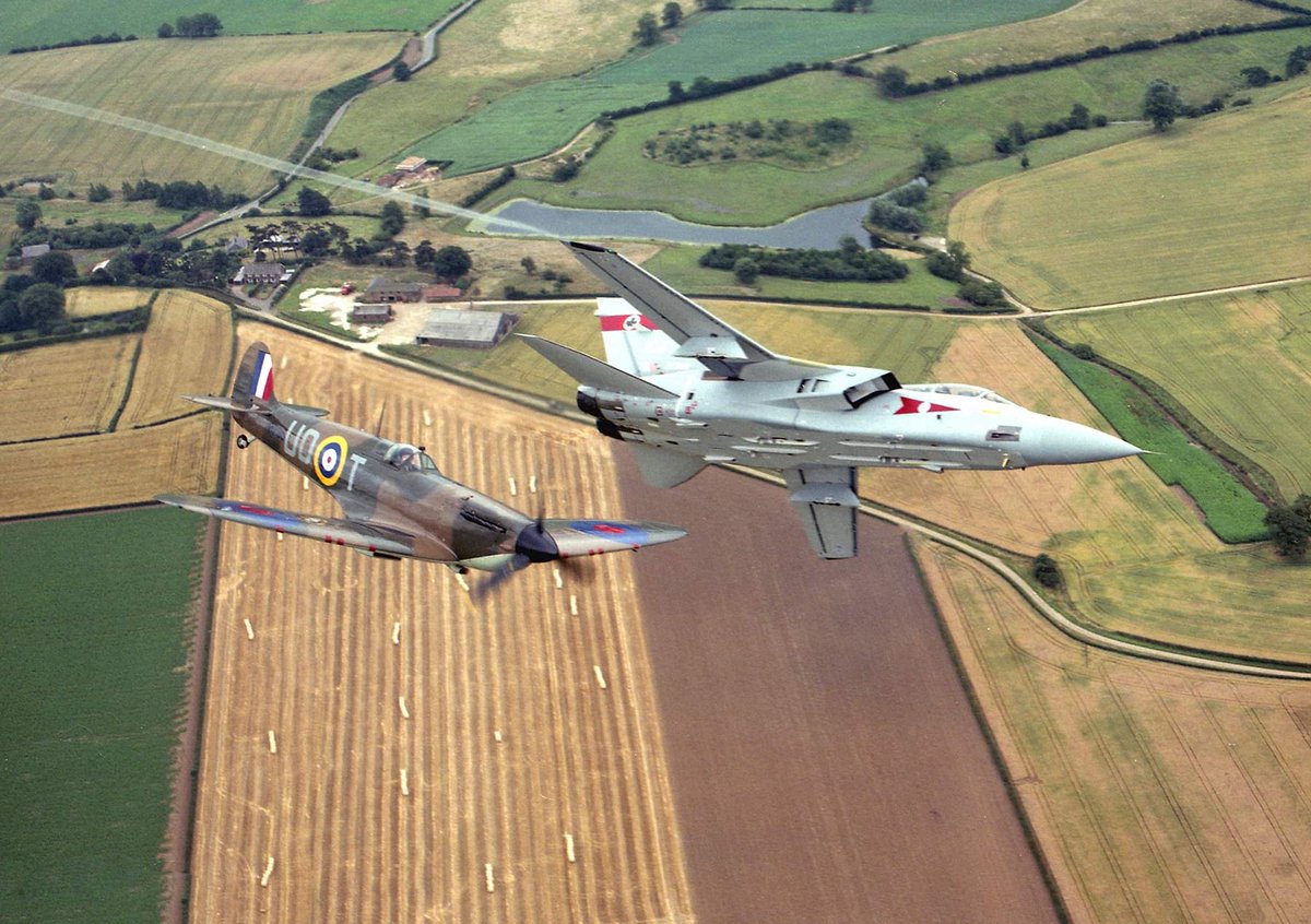 RAF_Luton tweet media