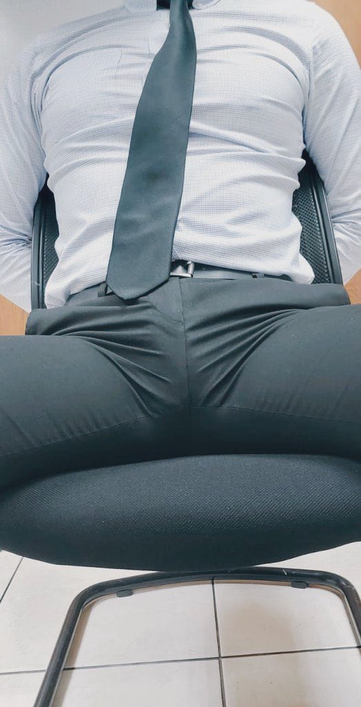 喜欢一个小🐶来探寻他的秘密
#大叔s #男s #dom #母狗调教 #母狗 #女m