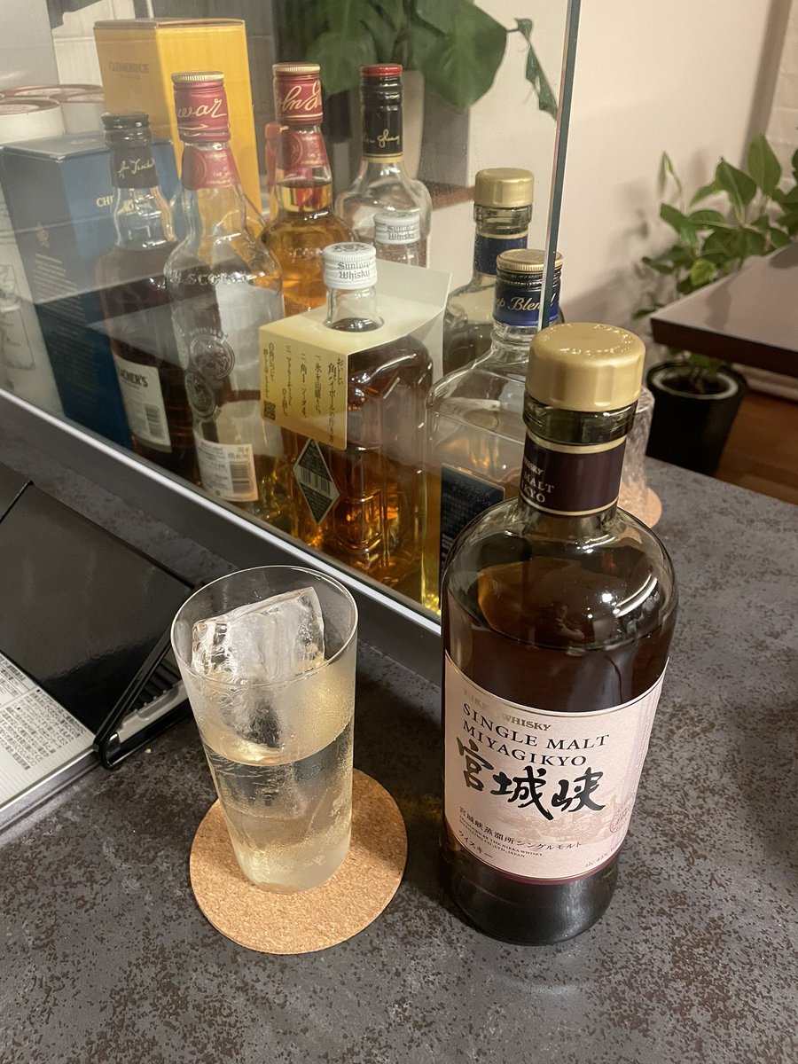 K_M_everyday's tweet photo. さて夜ご飯作るか〜
��供は宮城峡〜 https://t.co/1Nlw5my7ay