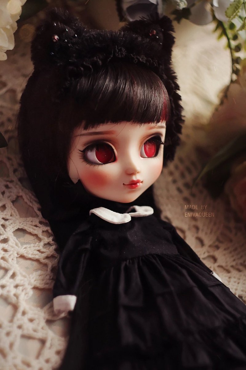 EnivaQueen's tweet photo. ❤️🖤

#enivaqueen #enivaqueenooak #enivaqueendolls #enivaqueencustom #enivaqueencollection #enivaqueenpullip #enivaqueenatelier 
#pullip #pullipmakeup #dollsmakeup #ooakpullip #custompullip #pullipcustom #customdoll #custom #dolls #cutedoll #ooakdoll  #kawaii #artistdoll  #ooak https://t.co/ZFhNsM1dnT