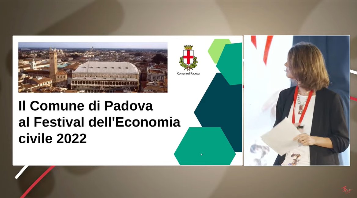 fnecfestival's tweet photo. Padova, Aosta, Monzuno (BO), Crocetta del Montello (TV) e Trevignano Romano (RM): i comuni nominati Ambasciatori dell'Economia Civile 2022 si presentano sul palco del #FNEC22 per raccontarci come si realizzano nel concreto progetti volti al #benecomune e alla #generatività https://t.co/ceWqhb1dhh