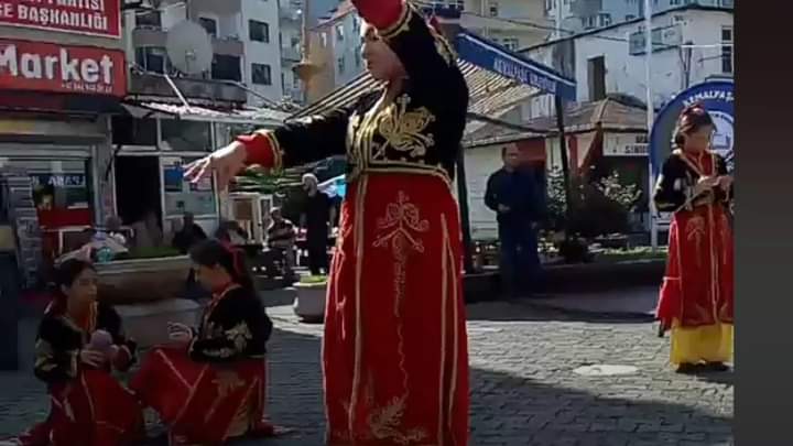 KemalpasaMem's tweet photo. 2022 - 2023 Eğitim Öğretim Yılı İlköğretim Haftası ilçemizde düzenlenen törenlerle coşkuyla kutlandı. 

@tcmeb @AdemCENGIZ08 @FahriAcar08 @YilmazDoruk29 @fehmirasimcelik @nznsener
@tuncay_morkoc @KemalpasaArtvin  @Sevdamizartvinn https://t.co/31qkjybSJi