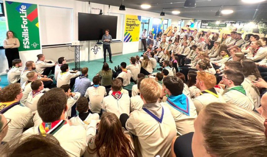 We are incredibly proud of all our amazing Network members supporting those paying their respects to HM Queen.

Unbelievable service and dedication throughout!