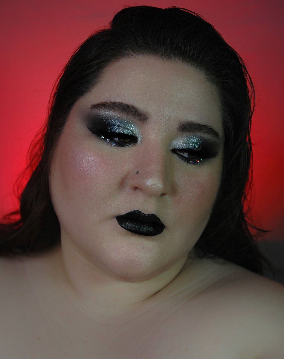 makemirup's tweet photo. @beautybay Instagram &amp; tiktok: @makemirup

Omg, i love that! It wil be a dream for me 🥰 https://t.co/OaklmCxU60