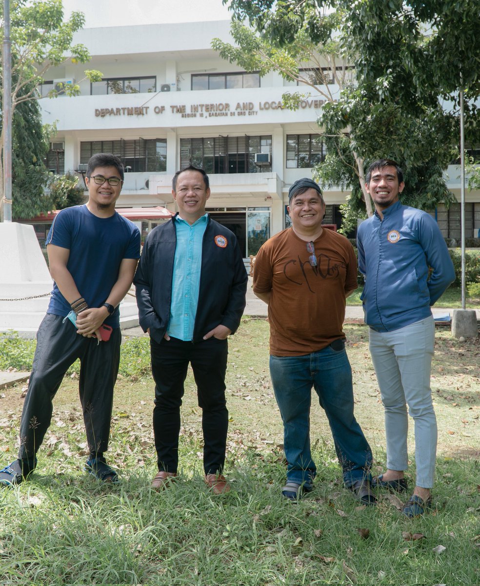 peacecropsph's tweet photo. SEE YOU ON YOUTUBE, DILG RD ARNEL!

This is going to be a hectic week for DILG Regional Director Arnel Agabe. That's because... MORE ON: https://t.co/KJzHKIMlGg

---

PHOTOGRAPHS: Kit John de Galicia | Story Weaver

---

#DILG10
#TatakDiez
#DropSeedsNotBombs
#PeaceCropsPH https://t.co/fiLwmdRFNZ