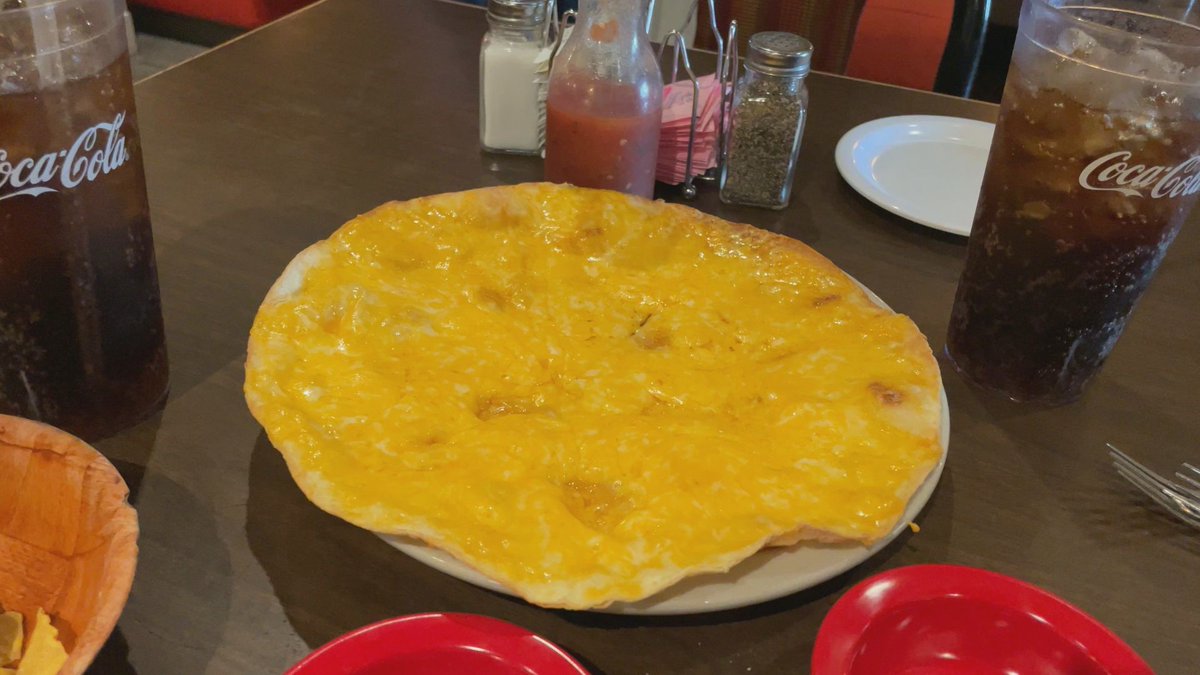 RegionalUSFood's tweet photo. Arizona cheese crisp. Similar to a quesadilla but open-faced and baked until the tortilla becomes crisp https://t.co/FPPLecLX9z
