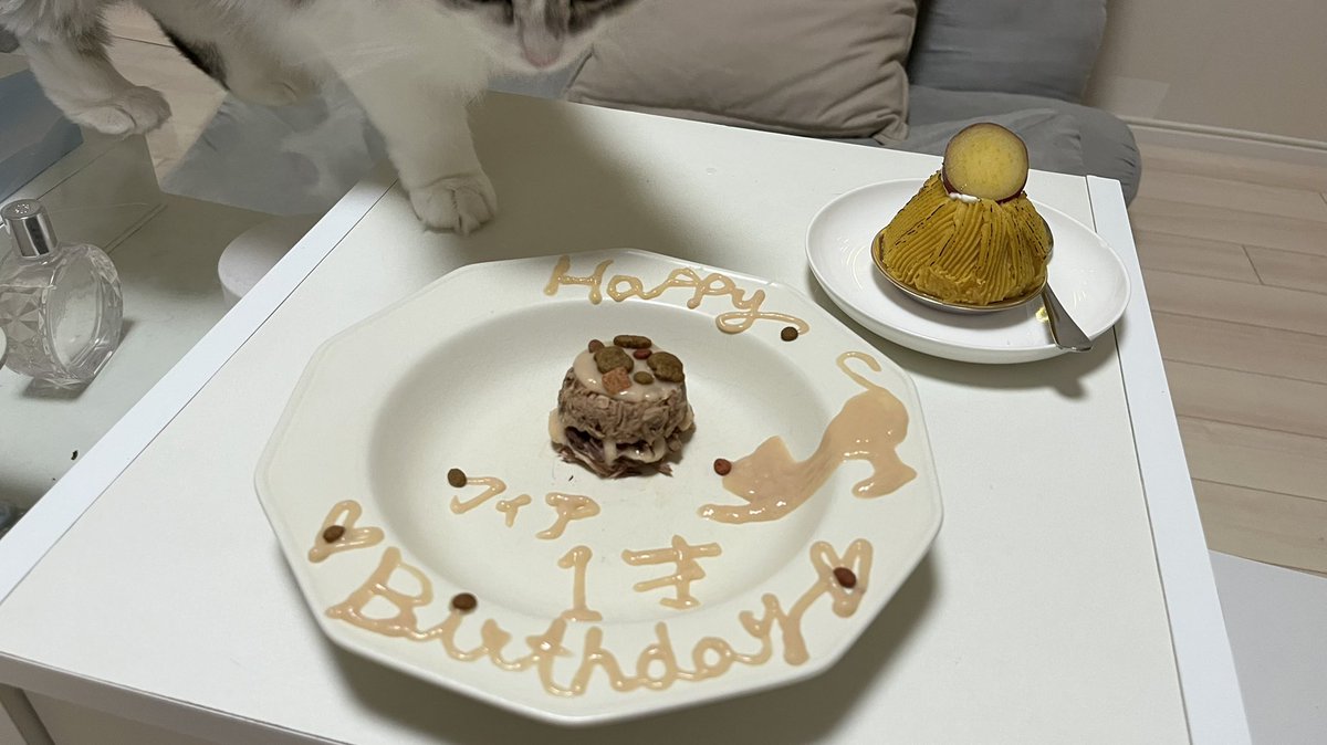 姫！心を込めて作ったよ！！🫶
ちゃっかり私のケーキも笑( ᵕᴗᵕ )