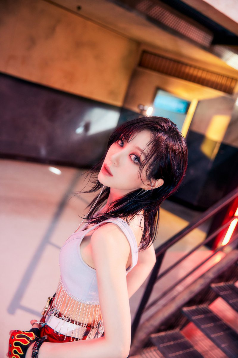 626chiiiii's tweet photo. 綺麗だね…神ってる…
#EXID https://t.co/pyTm4QpgAj