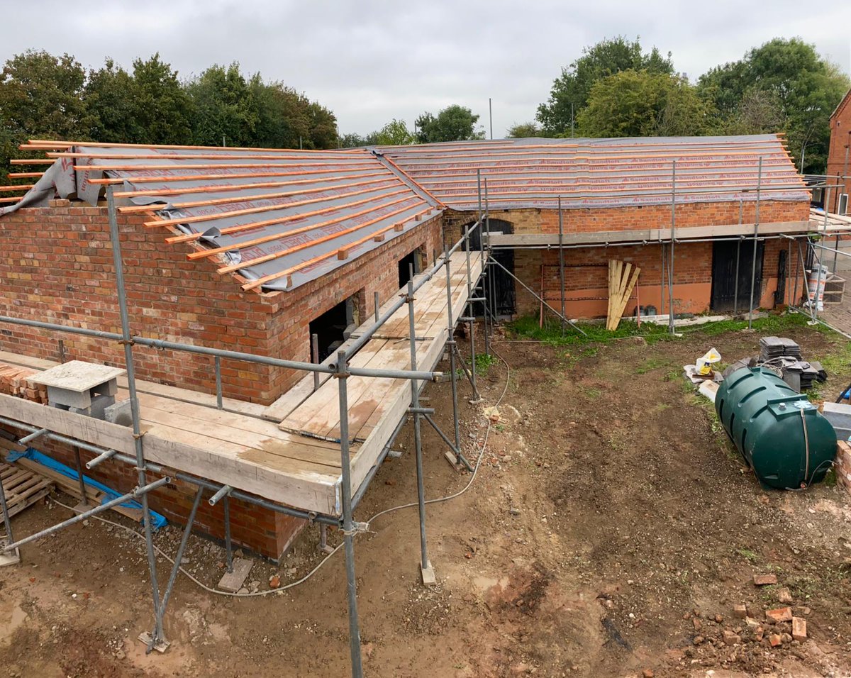 EstatesLmh's tweet photo. Some images of a Barn conversion we are completing. 

Just wait for the final reveal 😍 

📌 Retford 

#Conversion 
#Retford 
#builders https://t.co/3NvAin2hok
