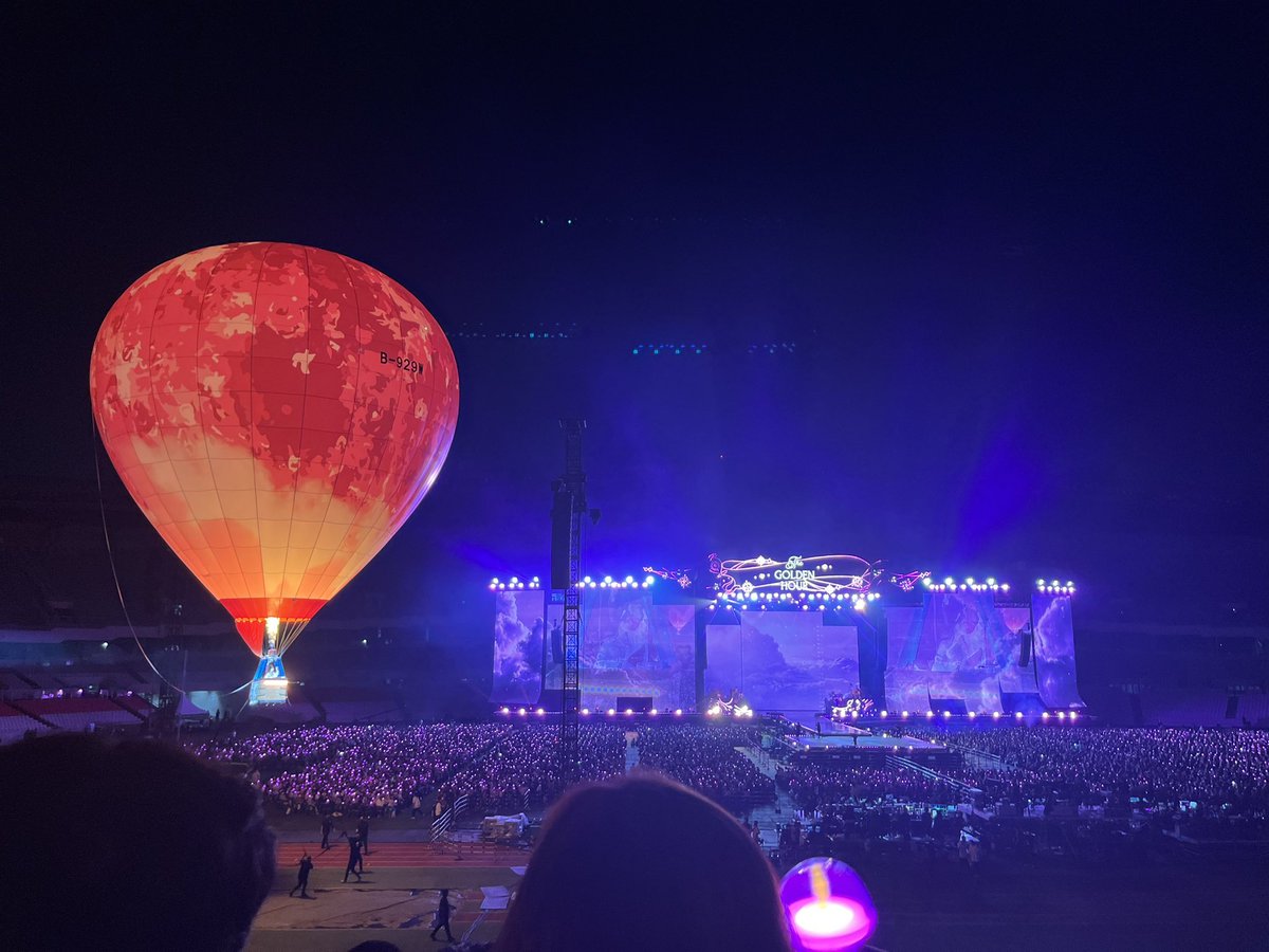 leejiweuns's tweet photo. I AM FOREVER IN AWE https://t.co/AvQ5hRLF7K