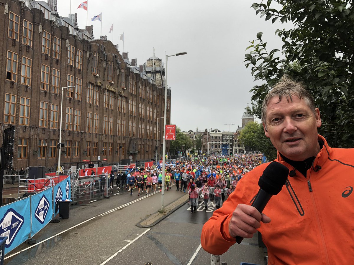 SpeakerBert's tweet photo. Klaar voor de 19 starts van de #DamtotDam #dtd22 #loopfeest @loopmaatjes https://t.co/OjnFTjf31o