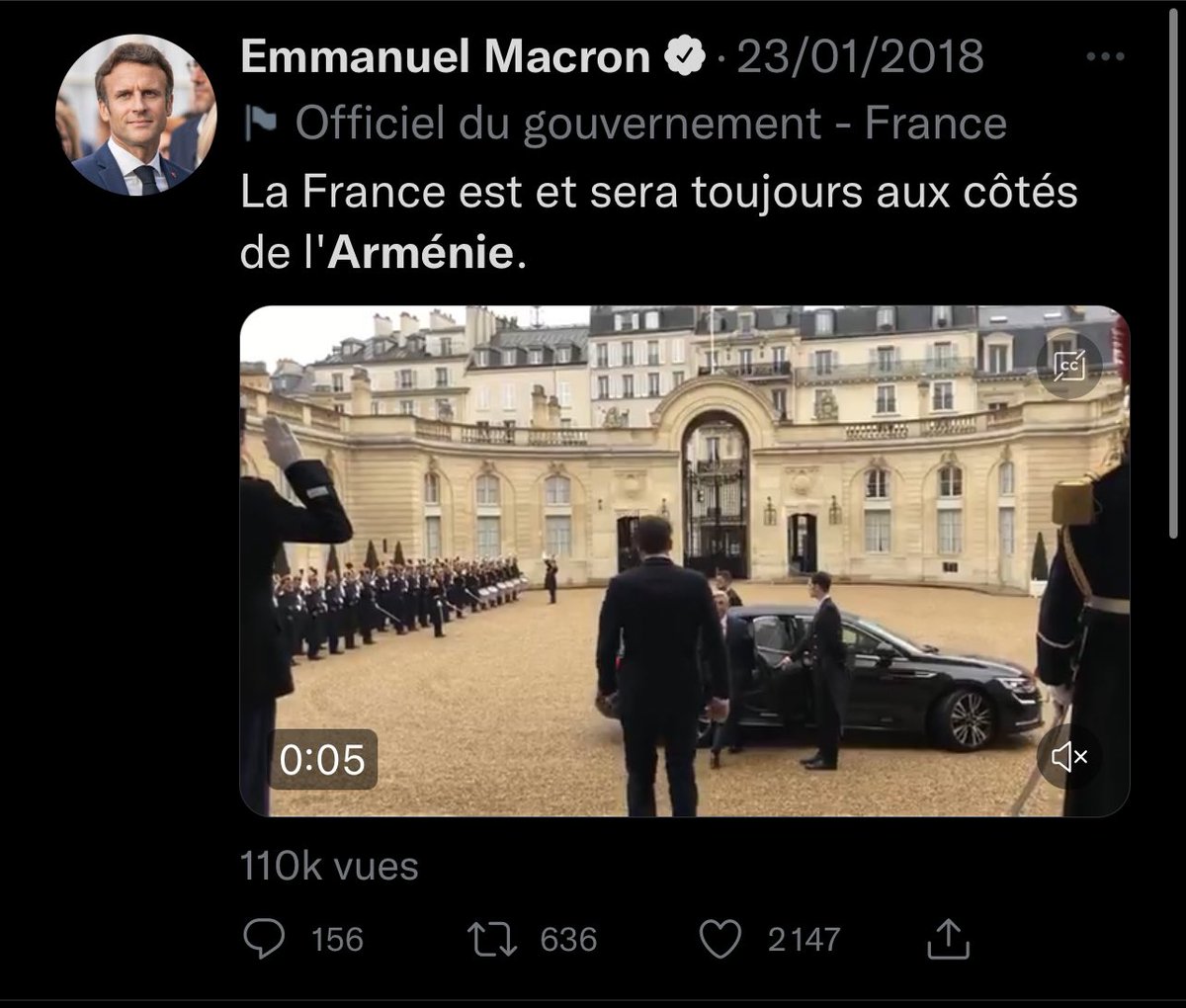 ChahiNico's tweet photo. @EmmanuelMacron à quand une prise de position pour l’invasion en cours de l’Armenie, les crimes de guerre ? Le président de la Douma et le PM Russe vont se rendre à Bakou. Il ne suffit pas de poser une gerbe de fleurs  et un discours le 24 Avril pour être à nos côtés. #Armenie https://t.co/u2TZelHSJf