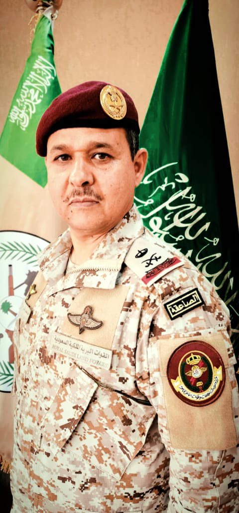 نهنئ ونبارك سعادة الواء ركن :
#محمد_بشير_الحجري_العنزي
بمناسبة الثقة الملكية الغالية وصدور الأمر الملكي بترقيته الى رتبة ( لواء ركن ) سائلين المولى أن تكون عوناً له في خدمة دينه ووطنه.