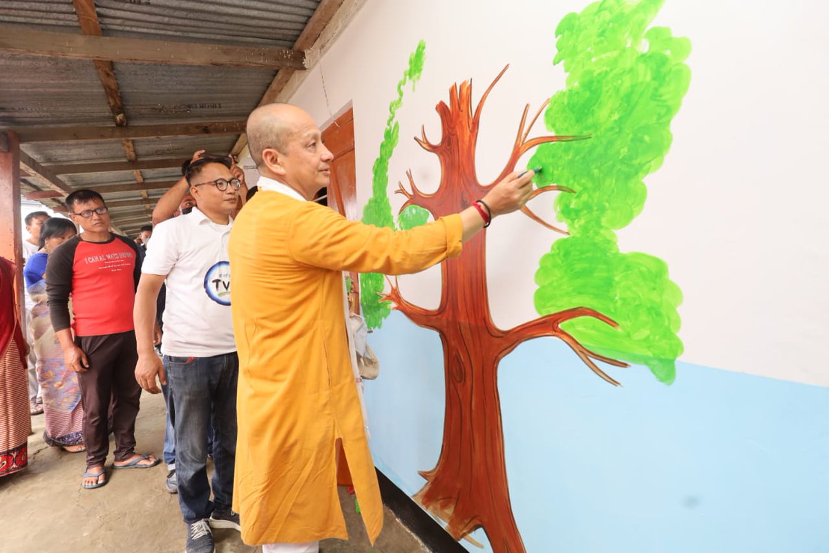 thbasantasingh's tweet photo. Visited Primary School at Phoijing, Bishnupur district today. Grateful & delighted to see the good work by #Progressiveteachers as part of initiatives of BaLa #BuildingAsLearningAid to create a better learning environment for young students to improve their learning outcomes. https://t.co/2a4rO9sfZL