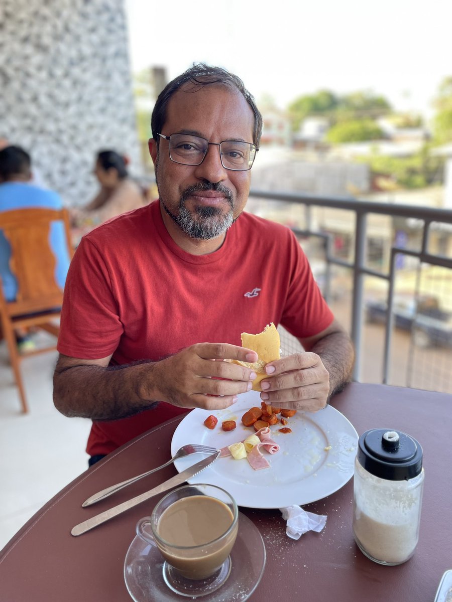 Camilo_Capi's tweet photo. Bom dia gente! ☀️
Tomando aquele café reforçado em #Oiapoque antes de partir para #Macapá 🚘
#DeputadoFederal #Viagem #eleicoes2022 #Amapá #Norte #Sul #brackfast https://t.co/sooQVK5rLd