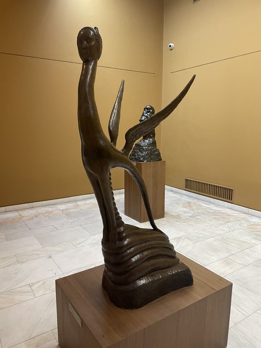 Some of my favs from the art gallery in Bucharest 💗 https://t.co/6yn3M4cYs2