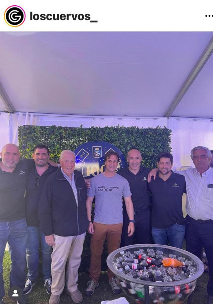 Gracias Sr Presidente de la República <a href="/LuisLacallePou/">Luis Lacalle Pou</a> por visitar a nuestra querida Cancha de Mendoza! Donde tantos me nosotros recibimos e impartimos los inigualables valores del deporte que nos une!  <a href="/loscuervos_/">Los Cuervos Rugby - CGU</a> <a href="/clubdegolfuy/">Club de Golf Uruguay</a> <a href="/mmosca1/">mauriciomosca</a> <a href="/mmellocosta/">Miguel Mello</a>